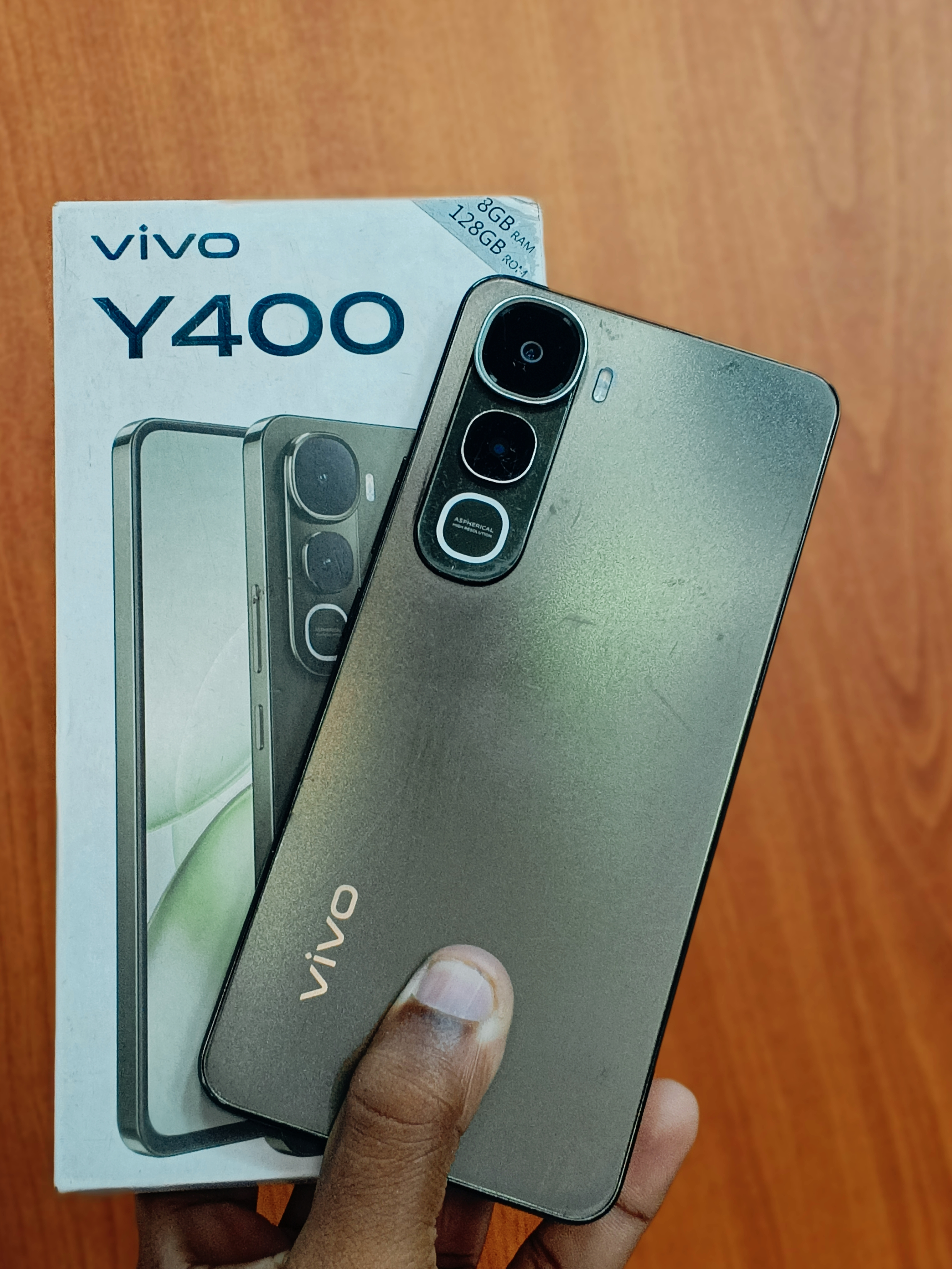 Vivo Y400